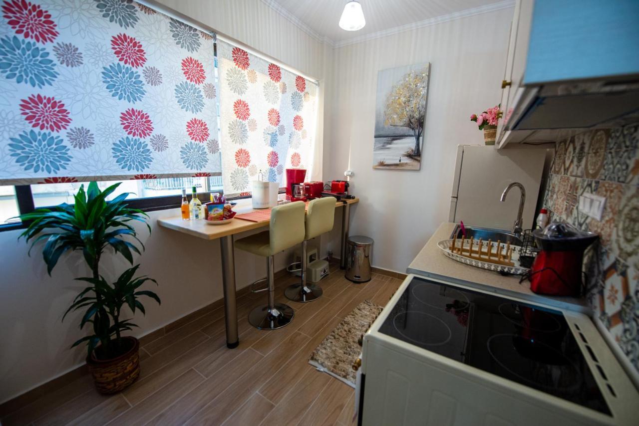 Efie'S Studio Каламата Экстерьер фото