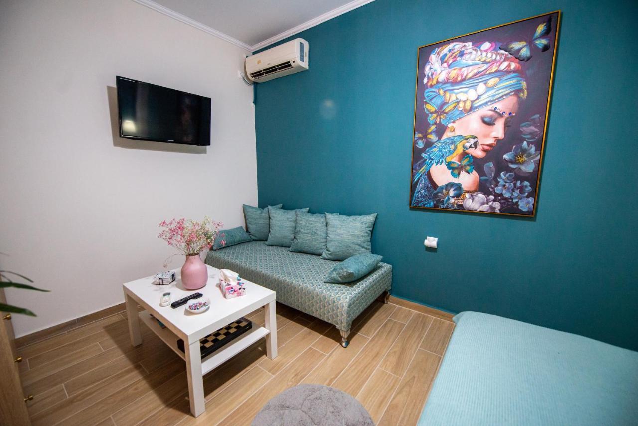 Efie'S Studio Каламата Экстерьер фото
